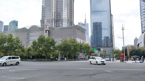 金茂大廈 陸家嘴核心商務區(qū)的卓越辦公空間租賃與管理服務